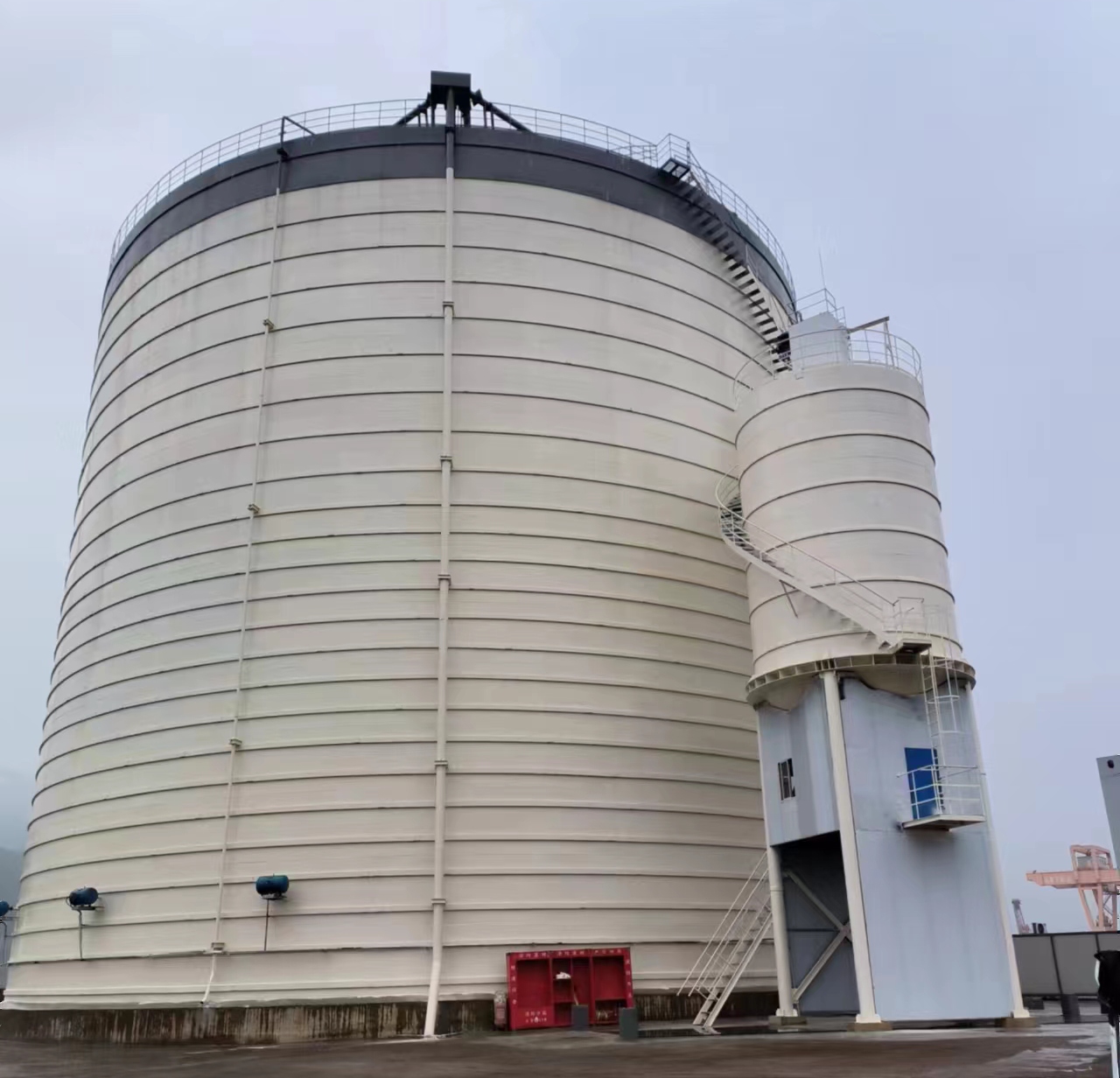 雨花10万吨水泥钢板库